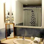 Con Patio Cerca Mezquita Apartamento